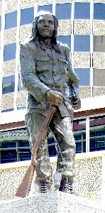 Dedan Kimathi statue erected in Nairobi, February 2007